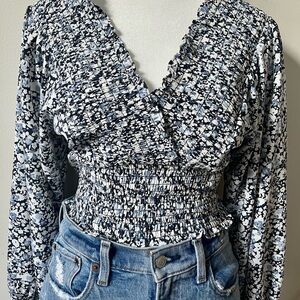 Abercrombie & Fitch top